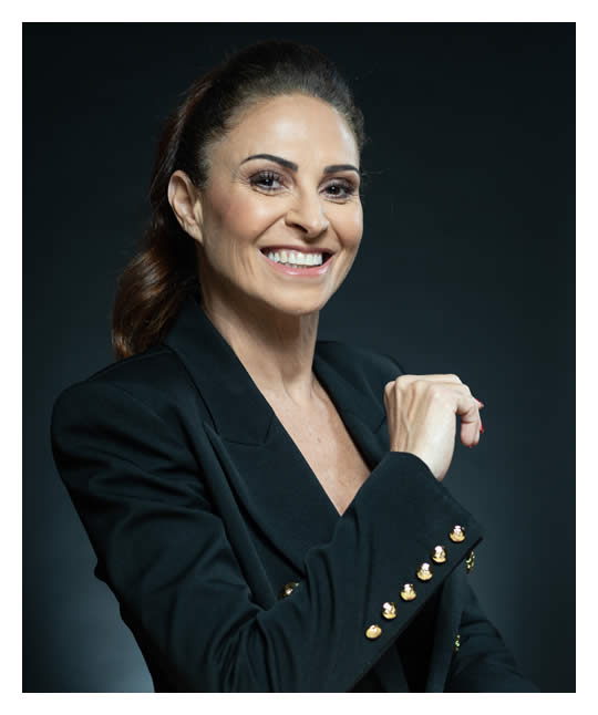 Cláudia Adnet - Psicóloga Positiva